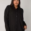 Base Level Curvy | Base Level Curvy Base Level Curvy Linnen Blouse Yaella 087 Black