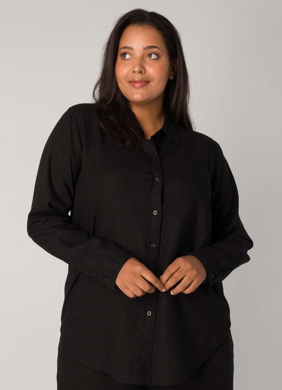 Base Level Curvy | Base Level Curvy Base Level Curvy Linnen Blouse Yaella 087 Black