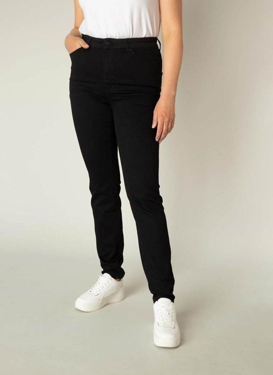 Base Level Curvy | Base Level Curvy Base Level Curvy Jeans Joya 007 Black