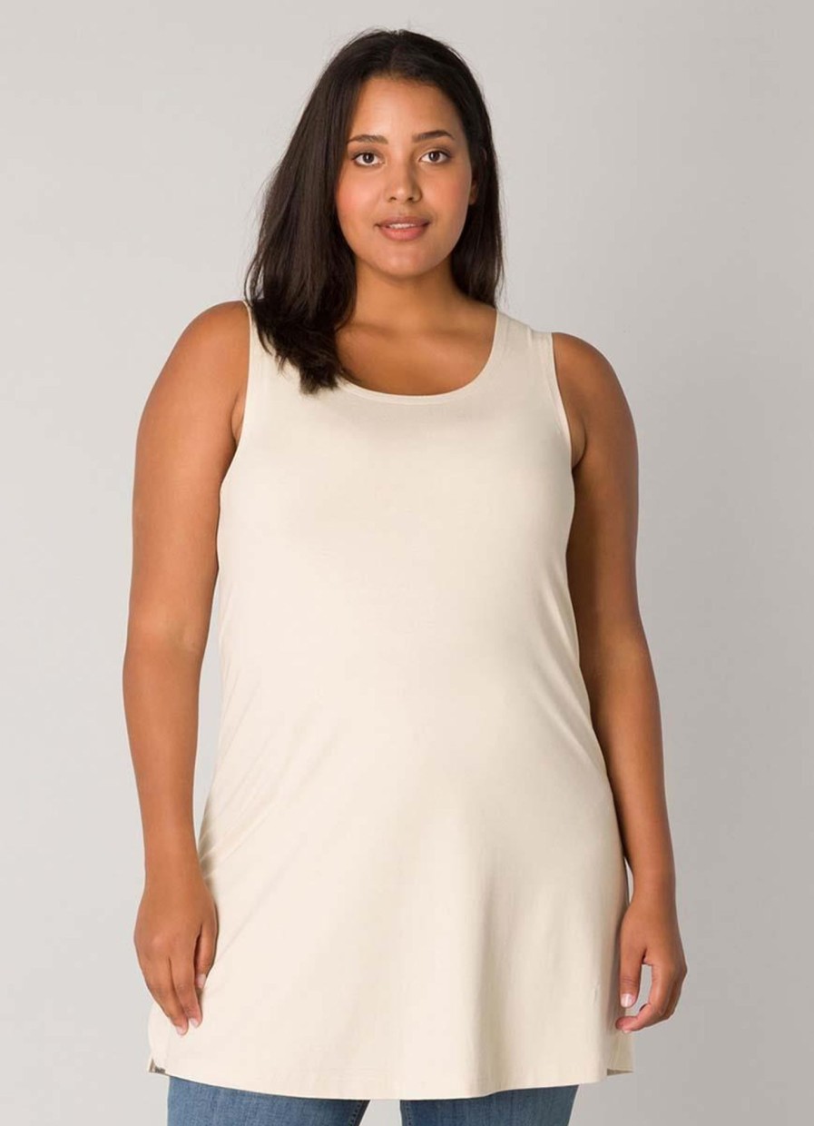 Base Level Curvy | Base Level Curvy Base Level Curvy Top Abbigail 002 Light Beige