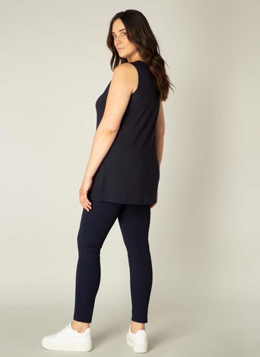 Base Level Curvy | Base Level Curvy Base Level Curvy Top Alicia 006 Dark Blue