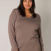 Base Level Curvy | Base Level Curvy Base Level Curvy Shirt Anine 024 - 9043 Dark Taupe