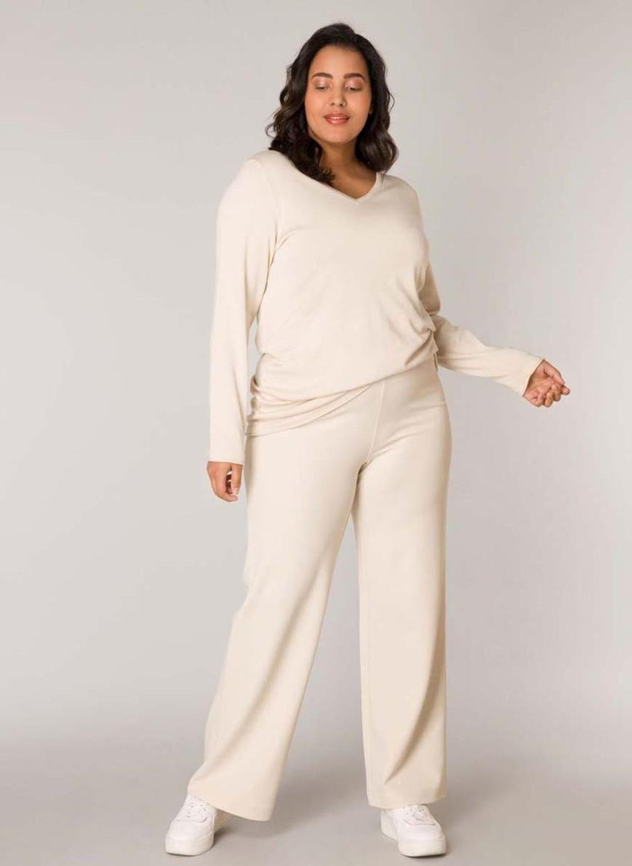 Base Level Curvy | Base Level Curvy Base Level Curvy Pants Arah 031 Light Beige