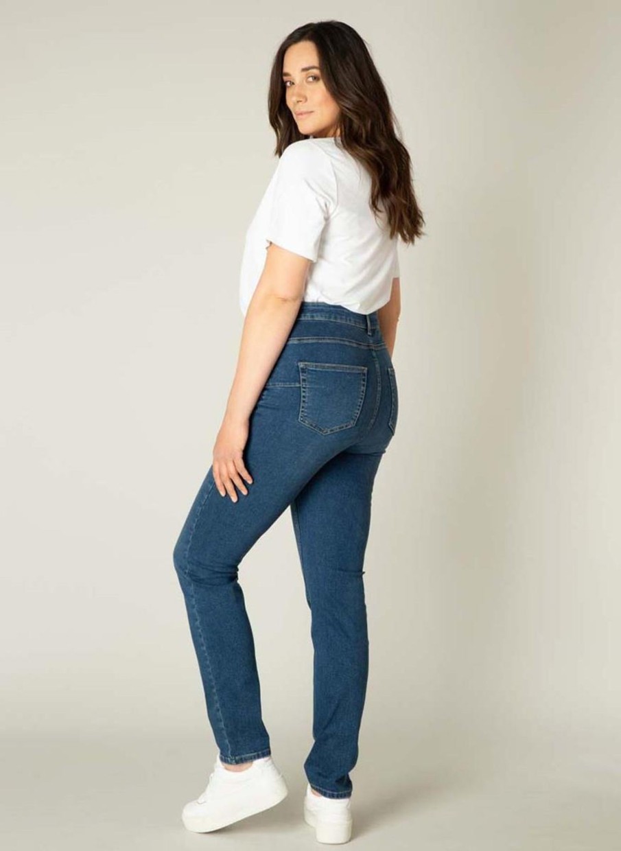 Base Level Curvy | Base Level Curvy Base Level Curvy Jeans Joya 007 Mid Blue