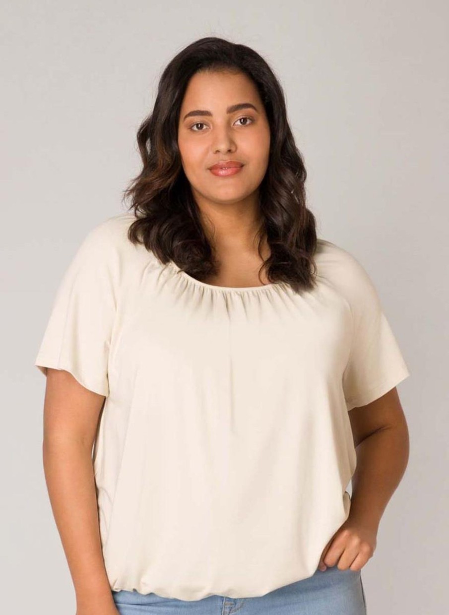 Base Level Curvy | Base Level Curvy Base Level Curvy Shirt Yoni 033 Light Beige